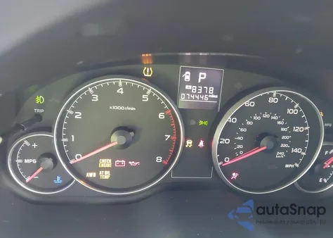 2014 Subaru Outback 2.5I Premium z USA, uszkodzony, nr VIN 4S4BRCCC9E3212497